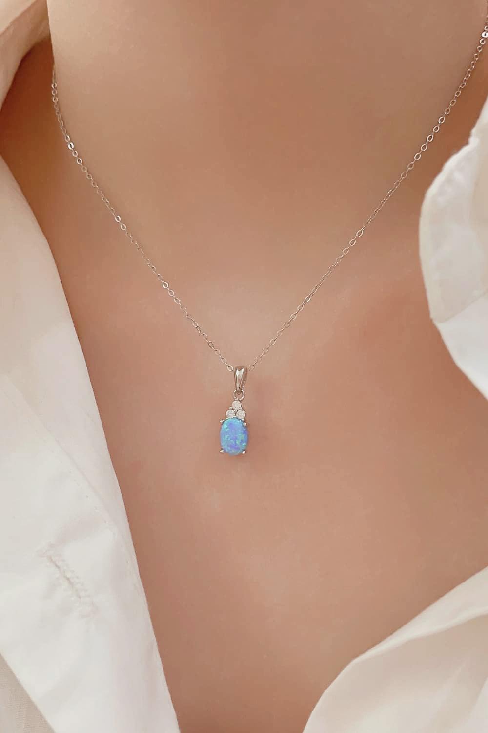 Find Your Center Opal Pendant Necklace - Trendsi