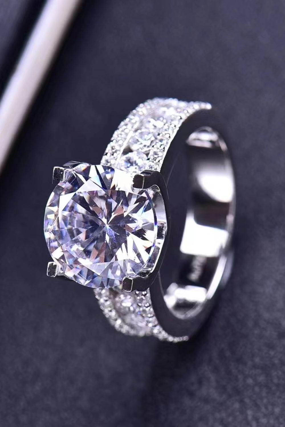 18K Platinum-Plated Moissanite Side Stone Ring - Flyclothing LLC