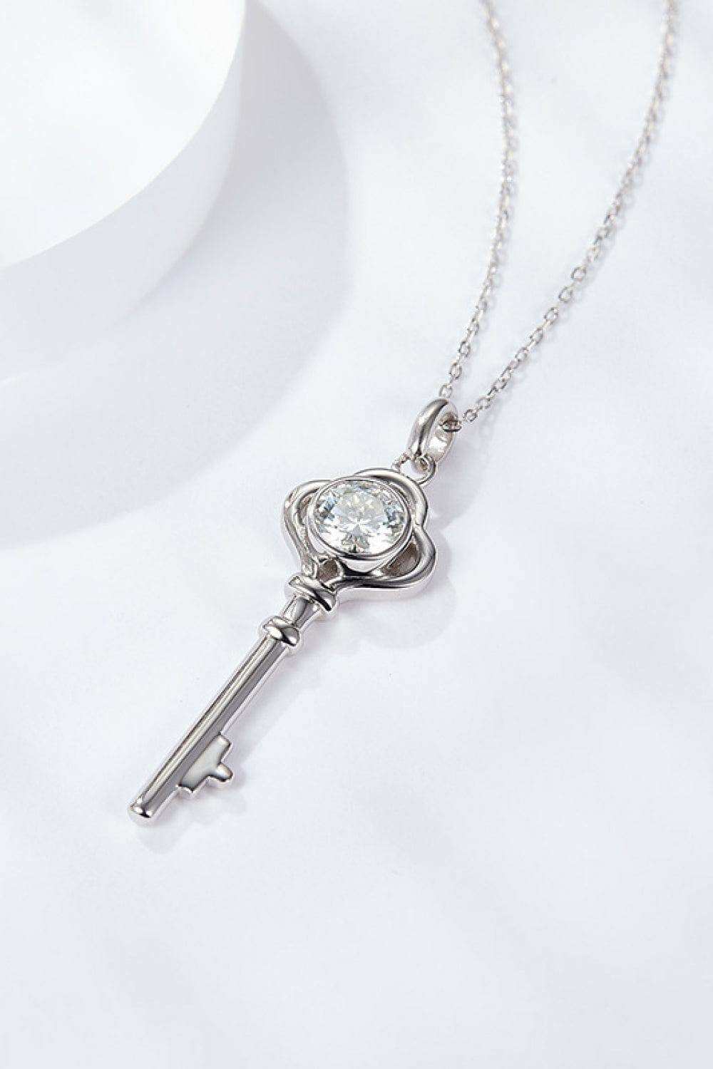925 Sterling Silver 1 Carat Moissanite Key Pendant Necklace - Trendsi - Flyclothing LLC