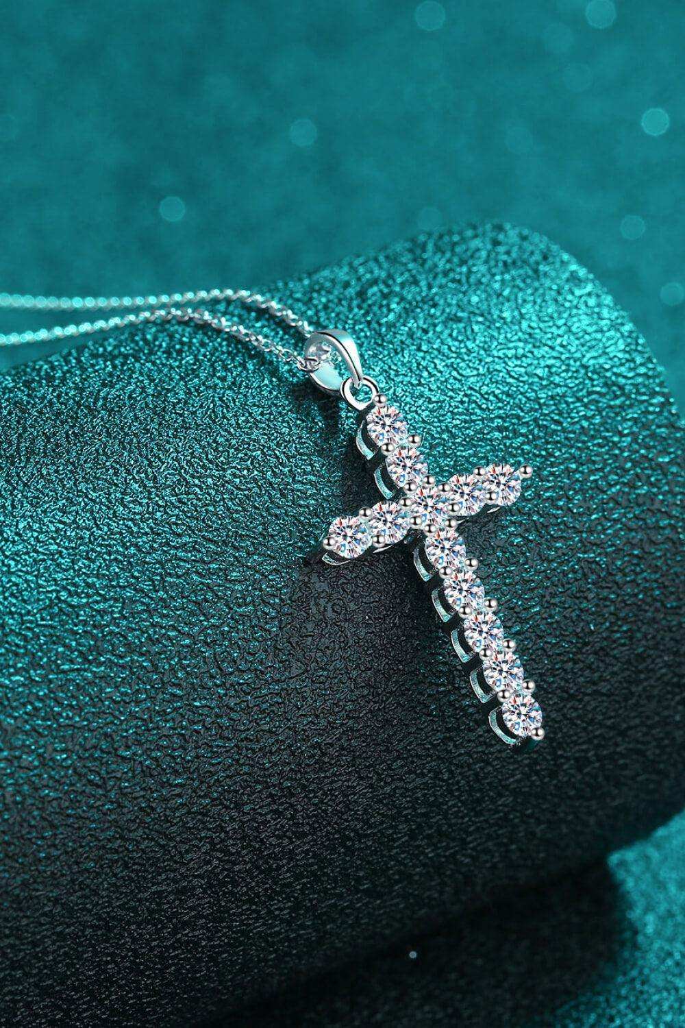 925 Sterling Silver Cross Moissanite Necklace - Trendsi - Flyclothing LLC