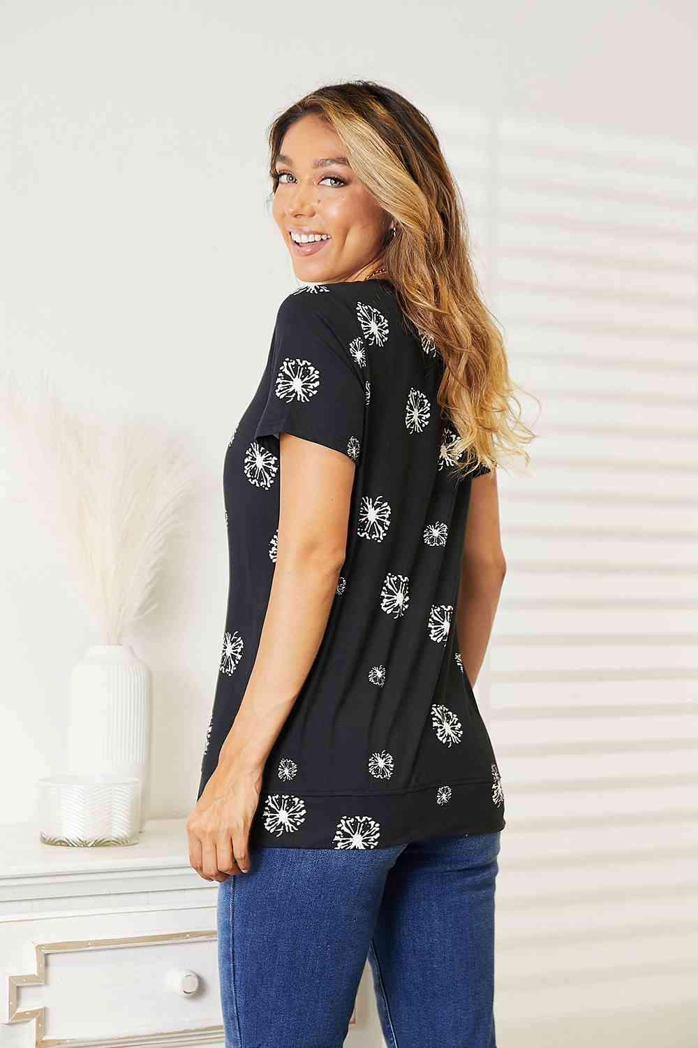Double Take Dandelion Print Round Neck T-Shirt - Trendsi - Flyclothing LLC