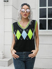 Geometric V-Neck Sweater Vest - Trendsi