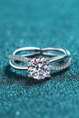 1 Carat Moissanite Crisscross Split Shank Ring - Trendsi