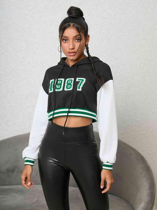 1987 Graphic Cropped Hoodie - Trendsi