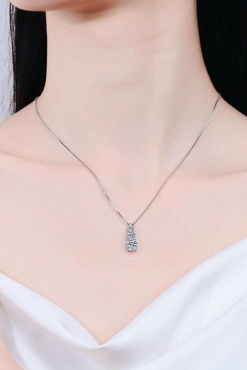 1.8 Carat Moissanite Triple-Pendant Necklace - Trendsi - Flyclothing LLC