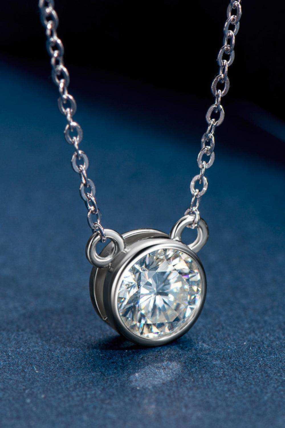 925 Sterling Silver 1 Carat Moissanite Round Pendant Necklace - Trendsi - Flyclothing LLC