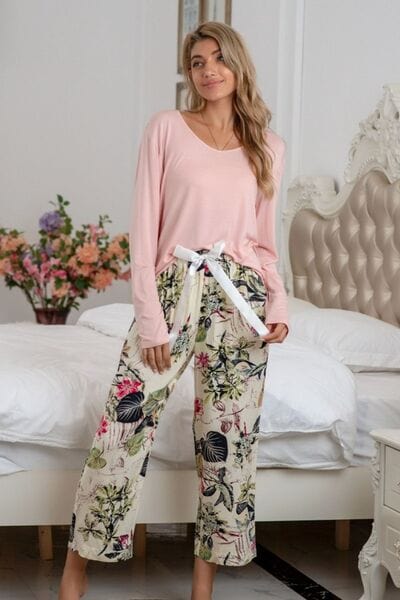Round Neck Top and Printed Pants Lounge Set - Trendsi