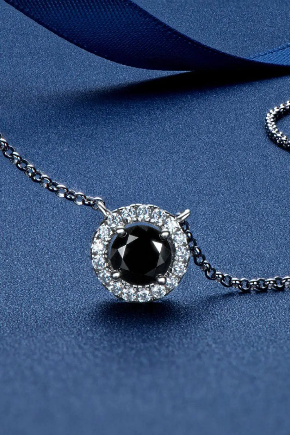 Two-Tone 1 Carat Moissanite Round Pendant Necklace - Trendsi