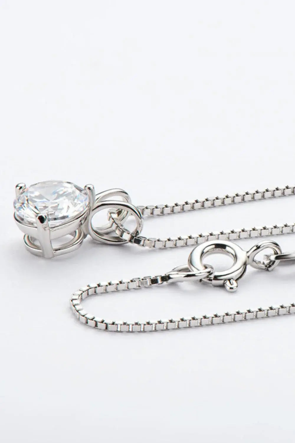 Show Off 1 Carat Moissanite Pendant Necklace - Trendsi - Flyclothing LLC
