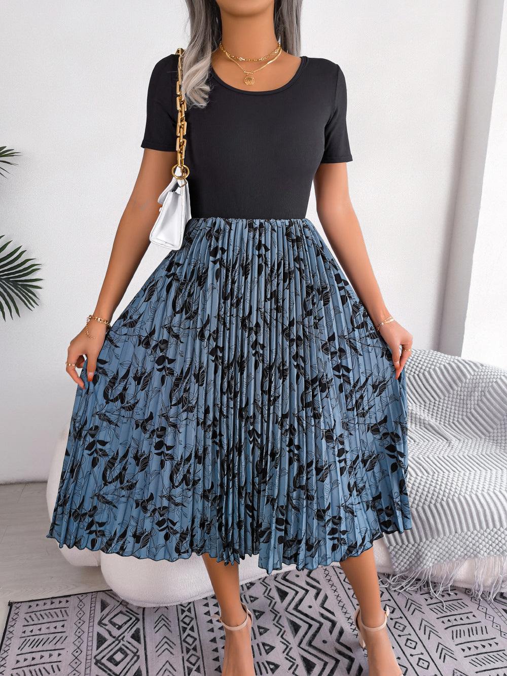 Printed Round Neck Pleated Dress - Trendsi