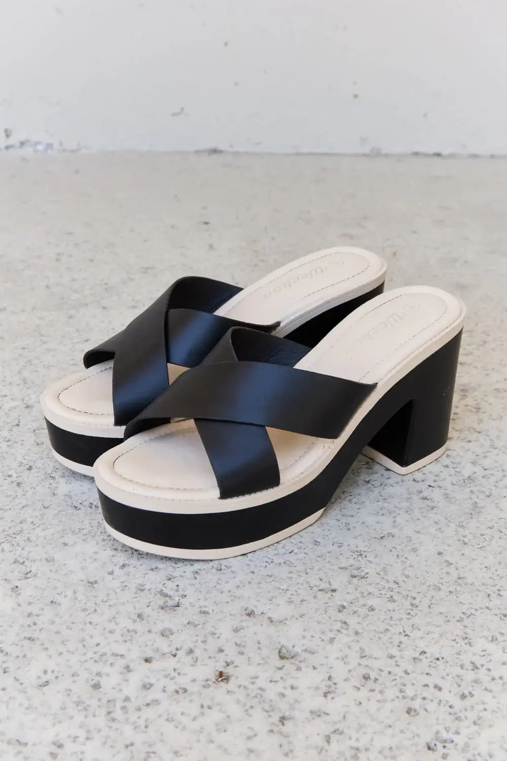 Weeboo Cherish The Moments Contrast Platform Sandals in Black - Trendsi - Flyclothing LLC